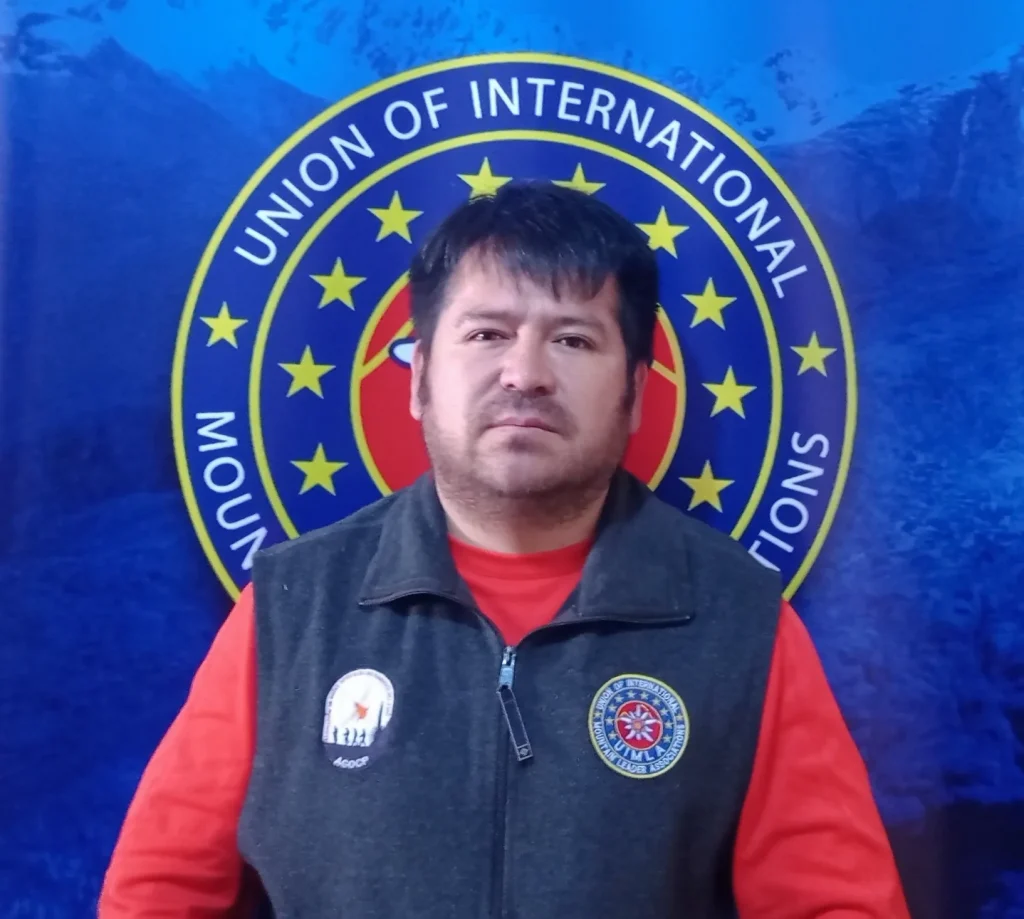 Scheler Toennies Torres Agama